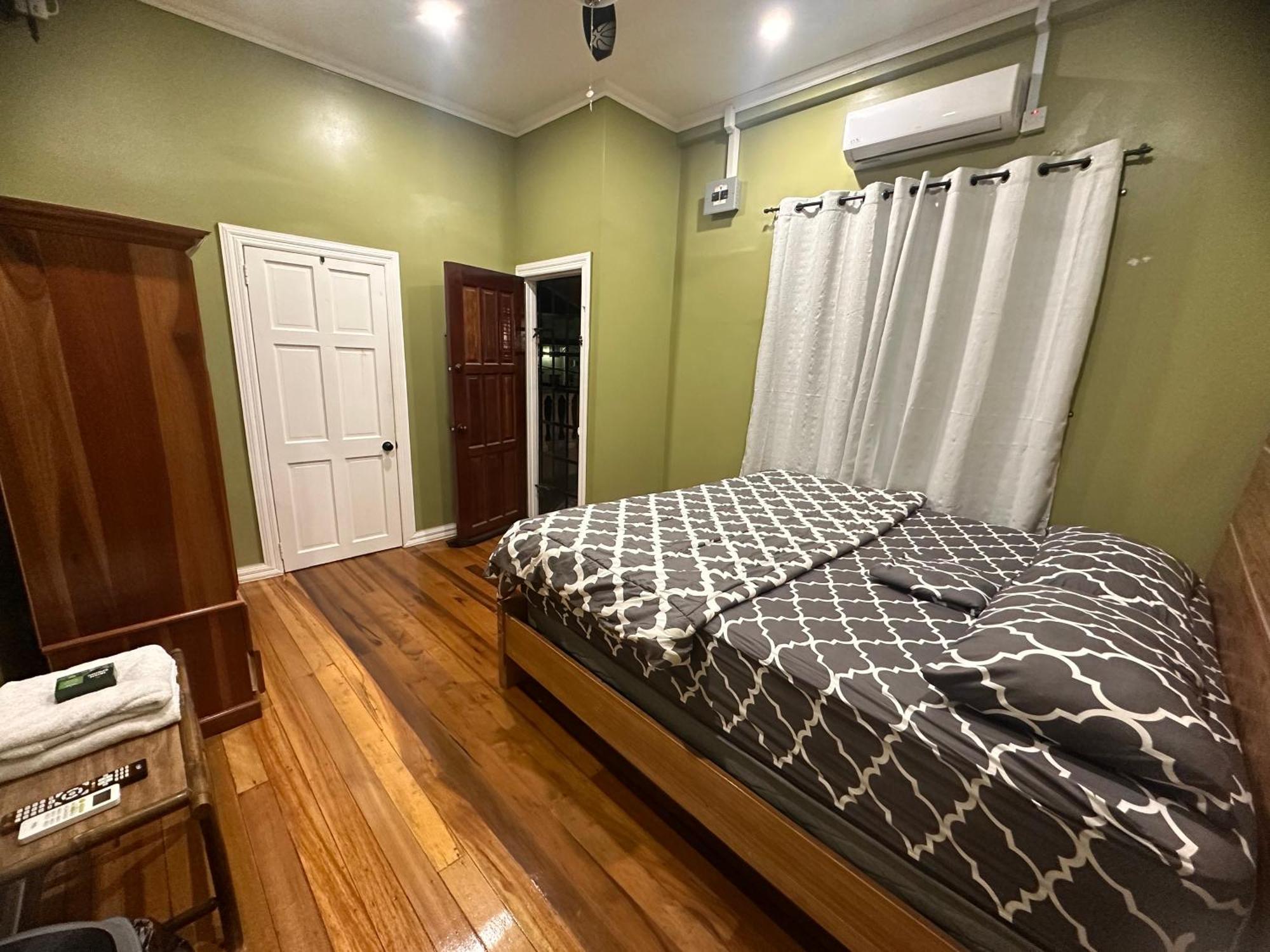Hollywood Guesthouse Georgetown Kültér fotó