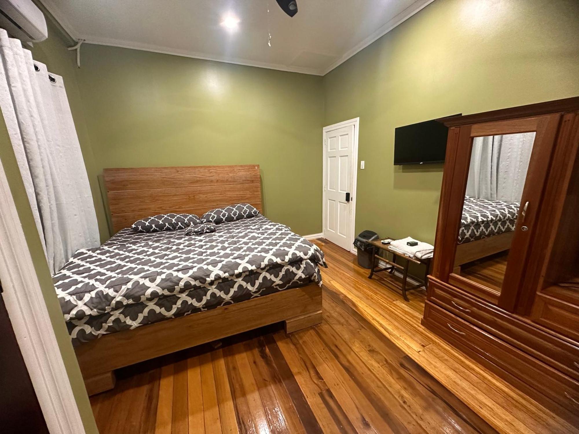 Hollywood Guesthouse Georgetown Kültér fotó